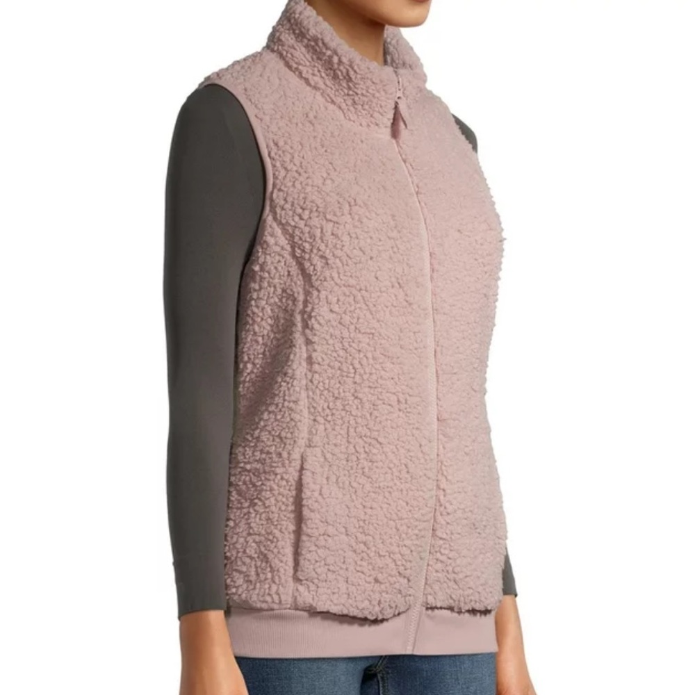 Pale Pink | Sherpa Vest